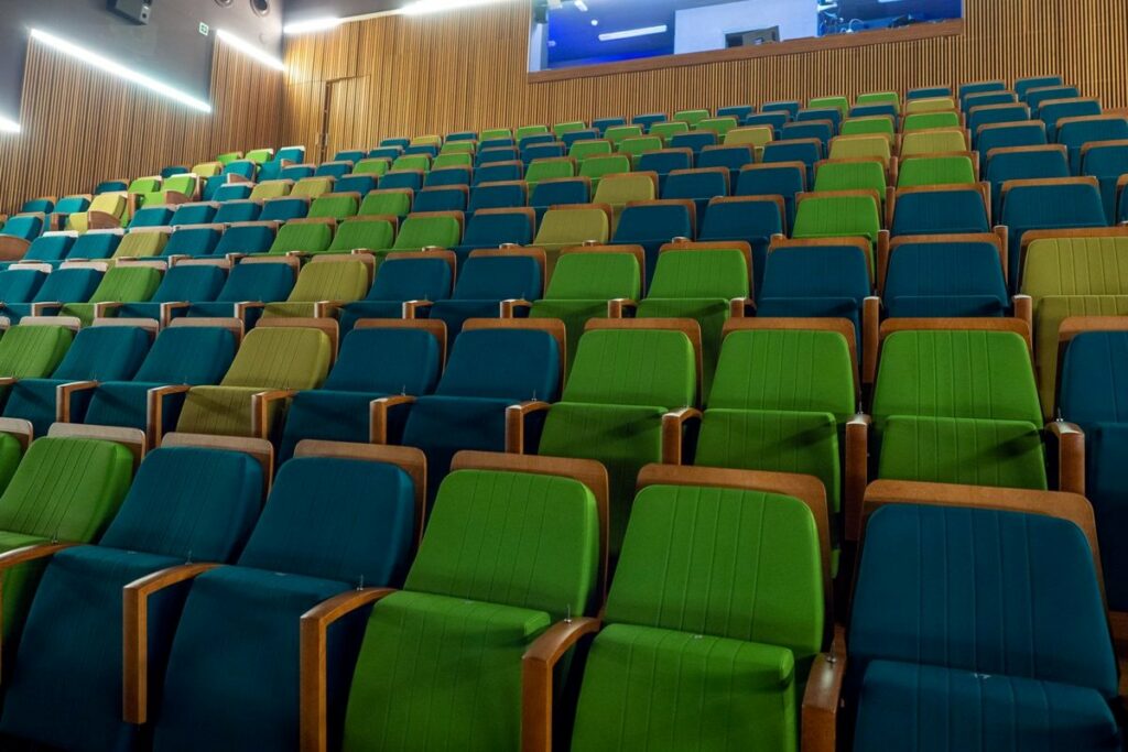 Graderies superior del Teatre, renovades.