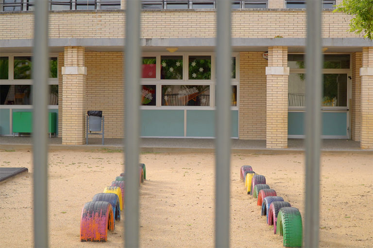 El pati de l'escola Pompeu Fabra