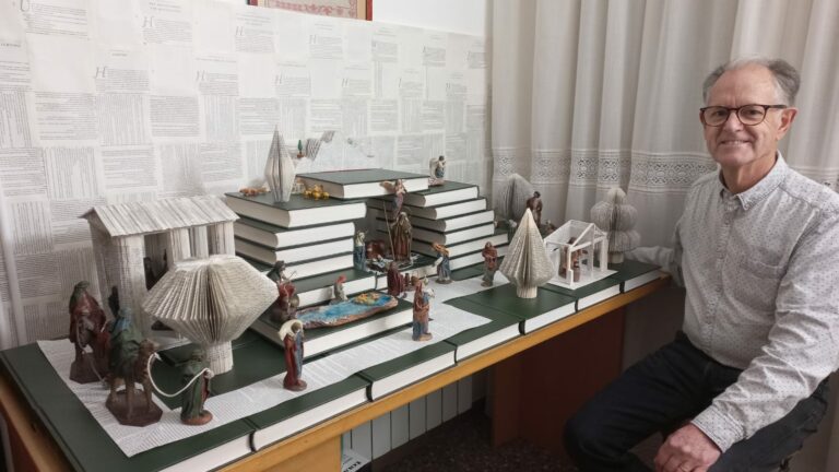 Josep Babí, guanyador en la categoria de pessebre artístic a la llar.