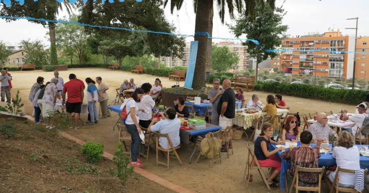 La Plataforma per la Pau organitza un pícnic al Jardí de la Pau, aquest diumenge