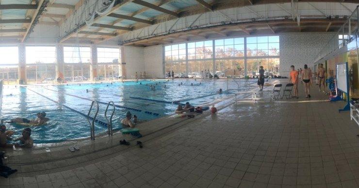 La piscina municipal ha superat els 2.800 abonats en aquest tram final d’any