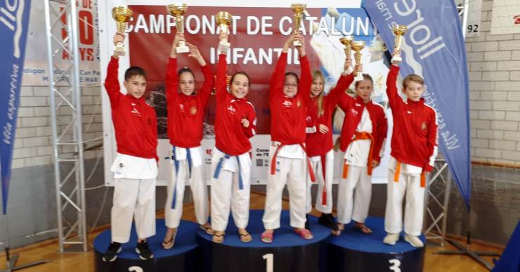Carlota Taulina, del Karate-Do Lloret, guanya per segon any el Campionat de Catalunya infantil