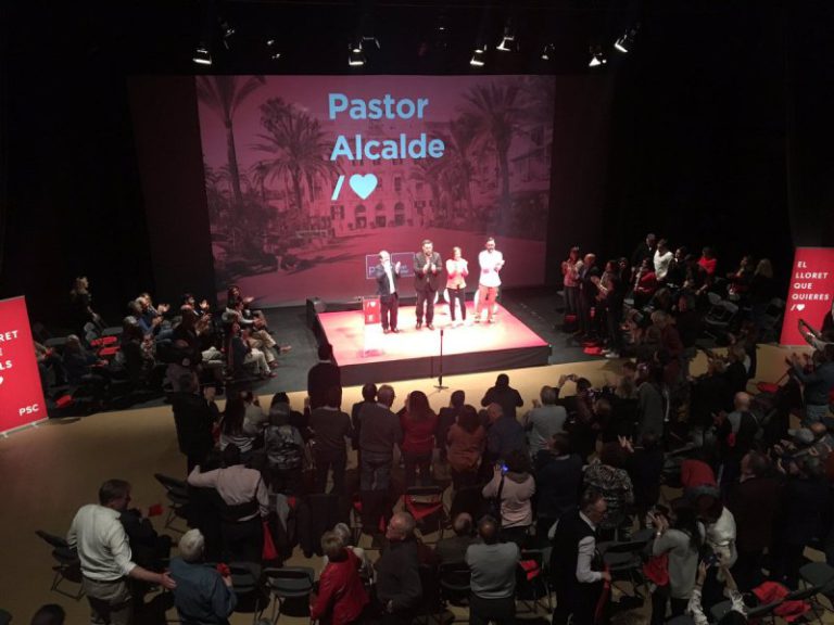 Miquel Iceta (PSC) demana «el vot» per a Pedro Sánchez en un acte de campanya a Lloret de Mar