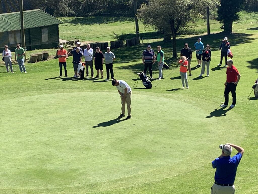 Un dels participants de l'International Catalan Open de Pitch&Putt