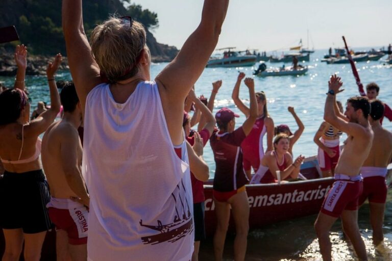 El club de rem Santa Cristina, en la diada de la Festa Major (Julia Termes)