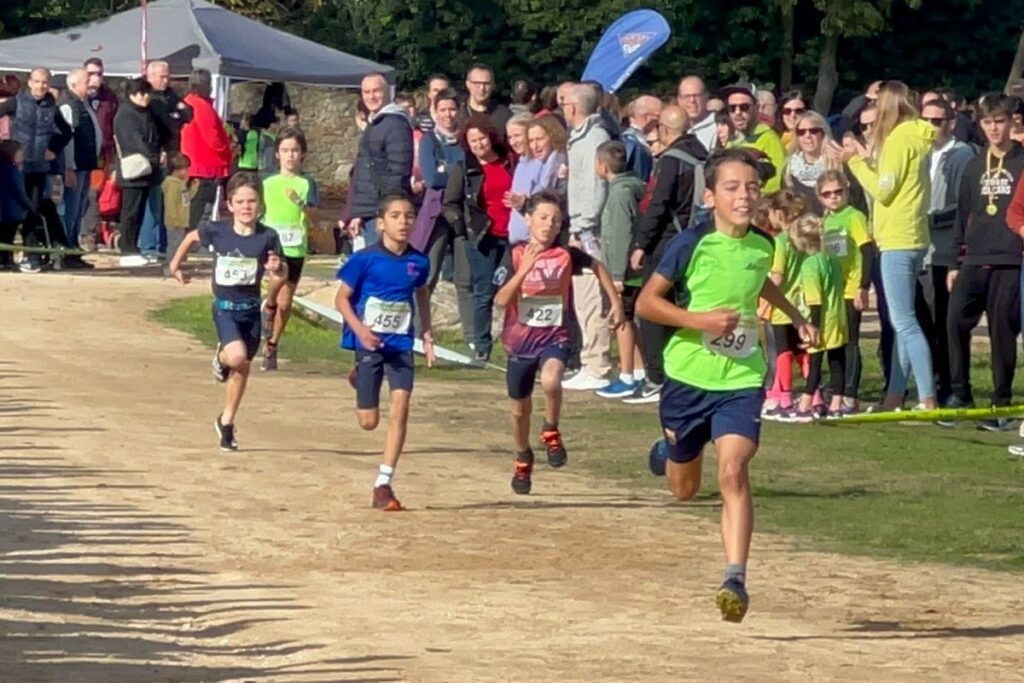 Roger Merideño, en un moment del cros (Club Atletisme Lloret - La Selva)