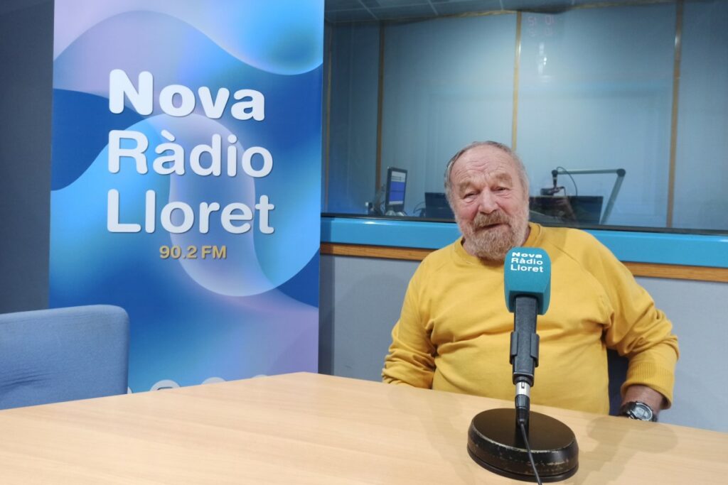 Salvador Pujós, als estudis de la ràdio