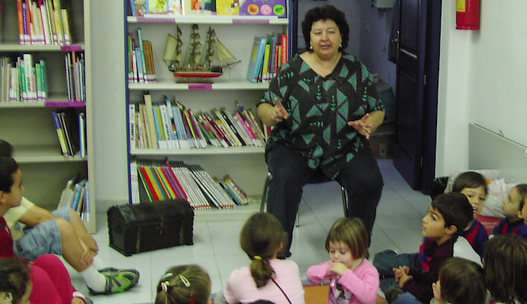Els més petits faran un «Enfilall de contes», aquest dissabte a la Biblioteca