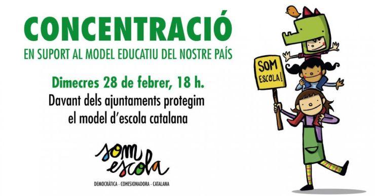 Concentració davant dels ajuntaments de Catalunya en defensa del model d’escola catalana