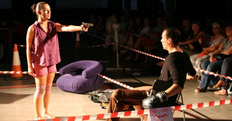 Un espectacle de dansa i teatre que reflexiona sobre l’adolescència arriba al teatre
