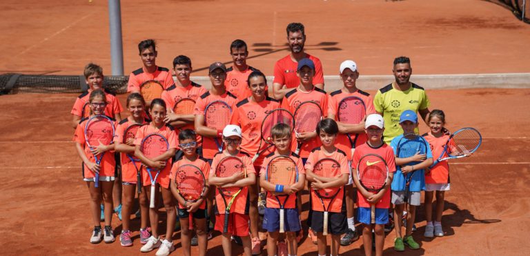 El Club Tennis, una de les primeres entitats esportives de Lloret en recuperar l’activitat