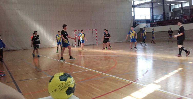 900 jugadors aquests dies al torneig d’handbol Vila de Lloret – Valero Rivera