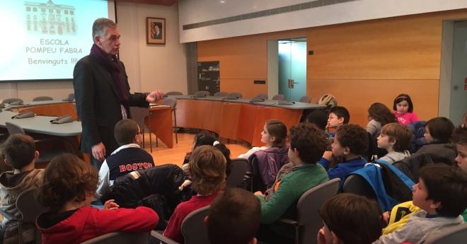 Els alumnes de tercer de primària visiten l’Ajuntament al llarg del febrer